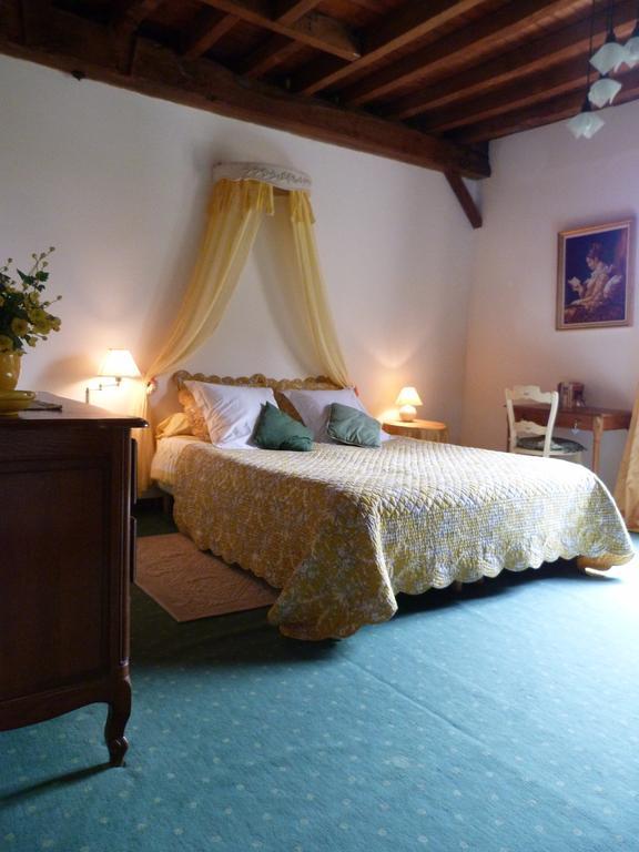 Le Moulin De Fillievres Acomodação com café da manhã Quarto foto